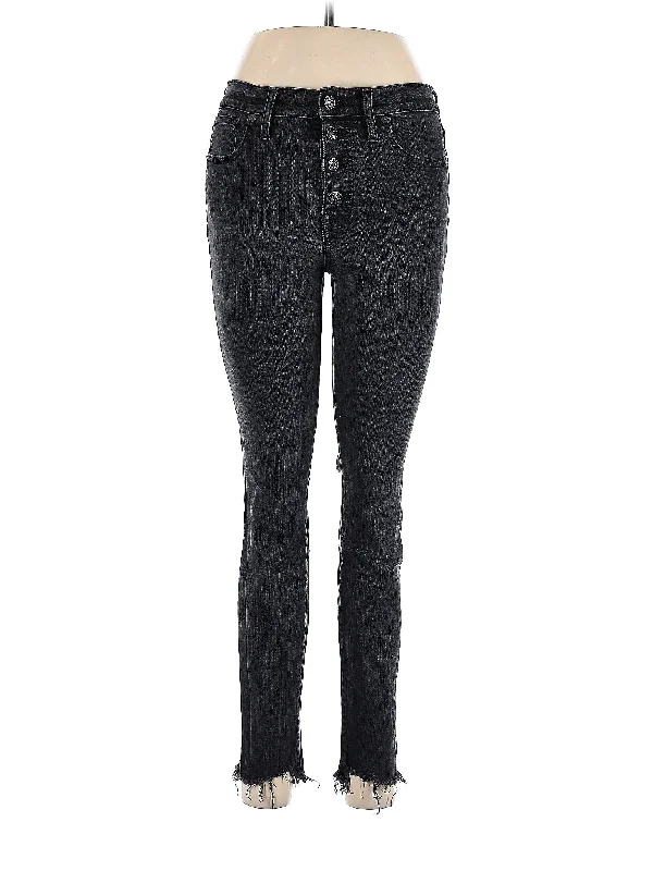 Mid-Rise Skinny Jeans in Dark Wash