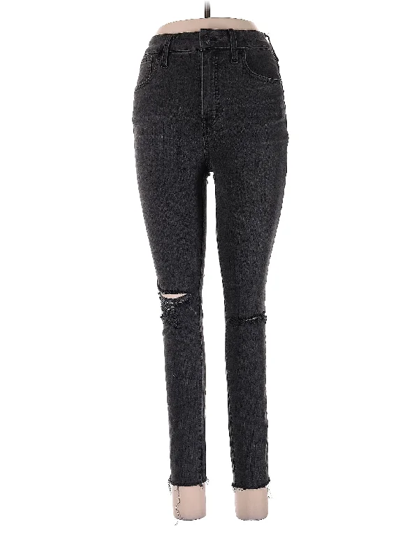 Mid-Rise Skinny Jeans in Dark Wash