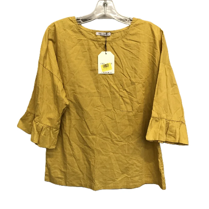 Yellow Top Short Sleeve By Cellabie, Size: M